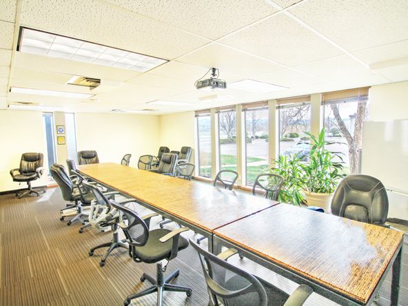 Outstanding Warehouse & Office For Sublease in Gunbarrel-Suite 100